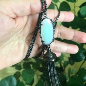 Kendra Scott necklace